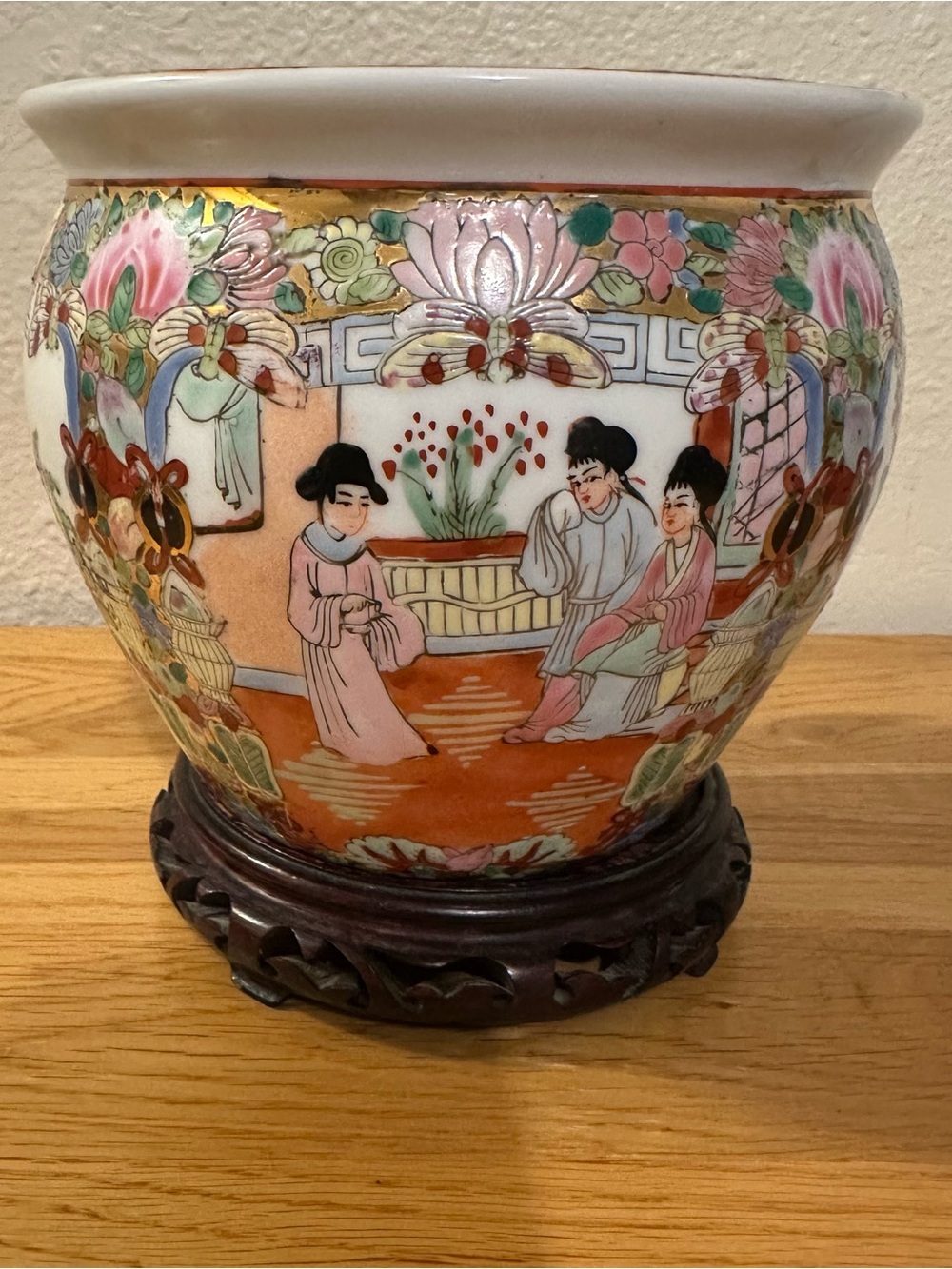 Chinese Famille Rose Porcelain Vase  with carved wood base stand - Multicolor 6”